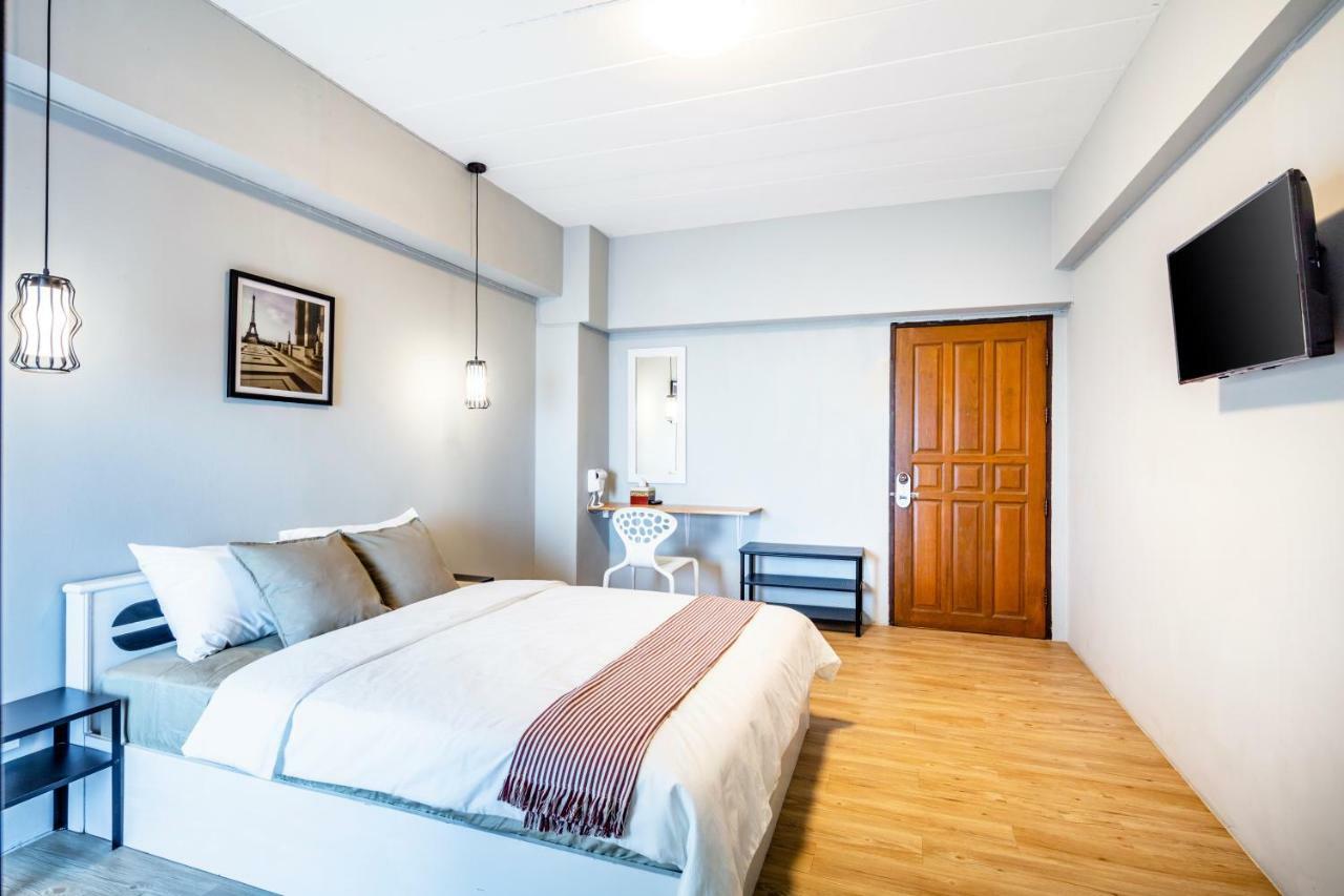 Penyos Service Apartment Bangkok Zewnętrze zdjęcie
