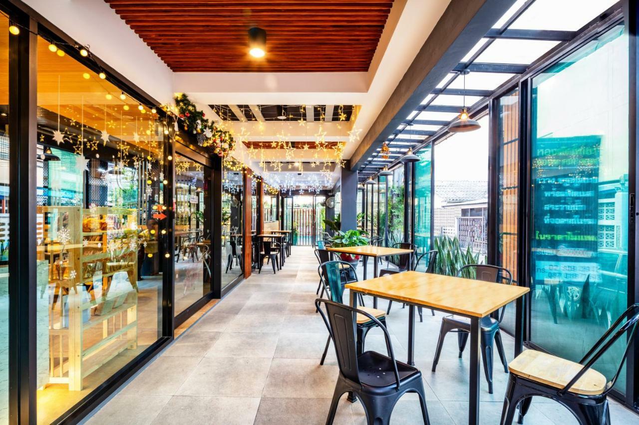Penyos Service Apartment Bangkok Zewnętrze zdjęcie